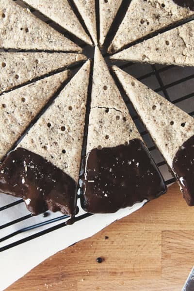 Rum-Praline Shortbread #captainstable