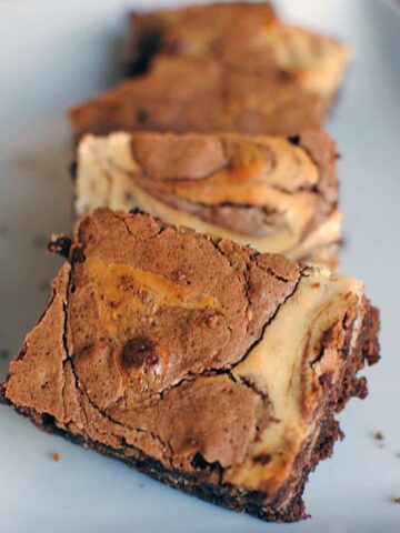 Marbled Cream Cheese Brownies | Recipe on PassTheSushi.com
