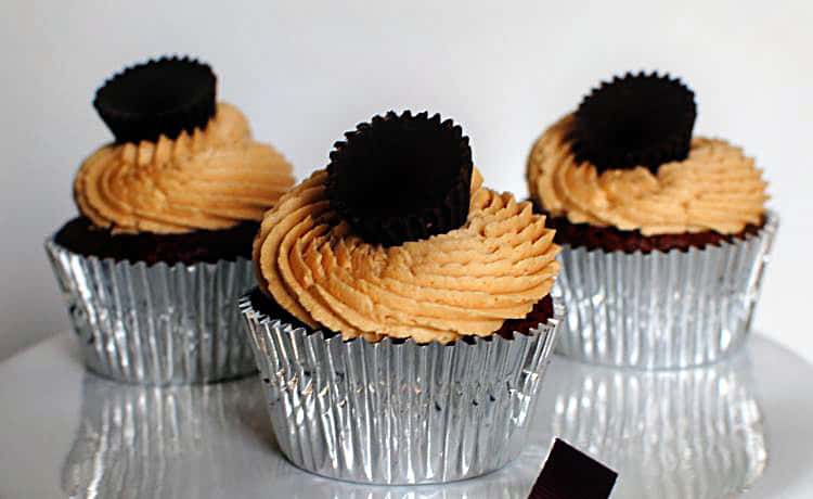 Brownie Cupcakes with Fluffy Peanut Butter Frosting
