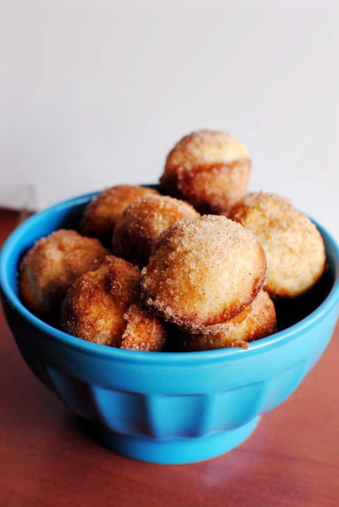 Churros Mini Muffins \\ Recipe from PassTheSushi.com