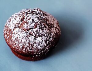 2 Easy Muffins Recipes - Powdered Sugar Donut Muffins and Chocolate Spice Muffins \\ Get them both on PassTheSushi.com