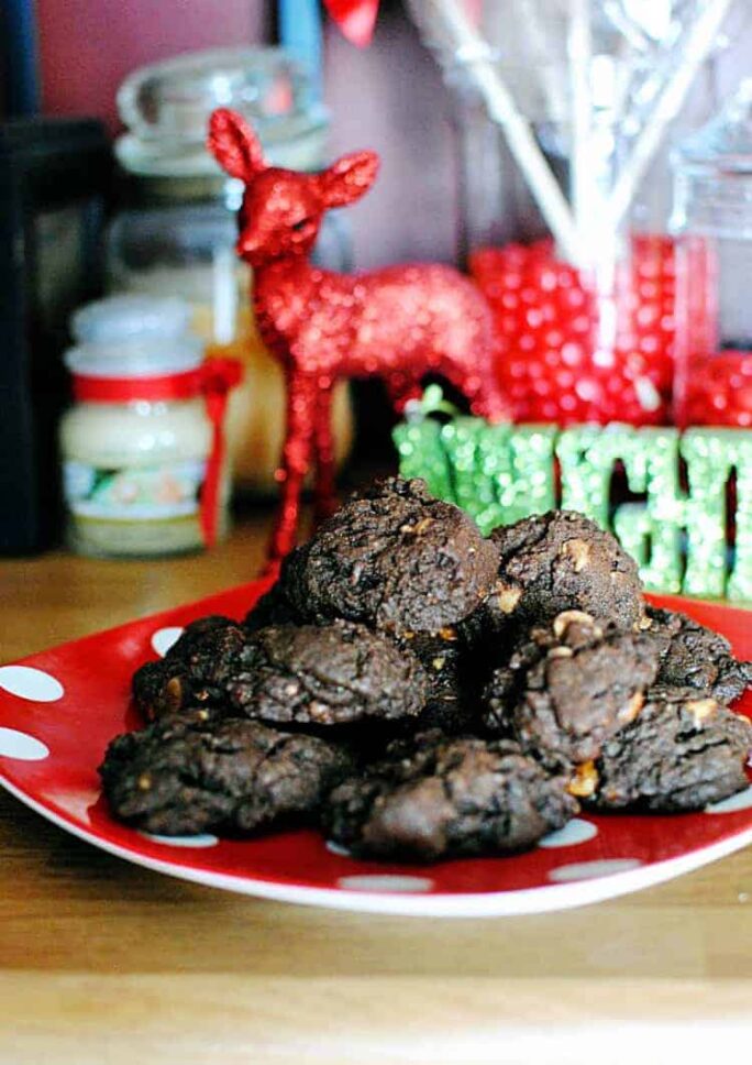 Fudgy Butterfinger Cookies \\ Recipe on PassTheSushi.com