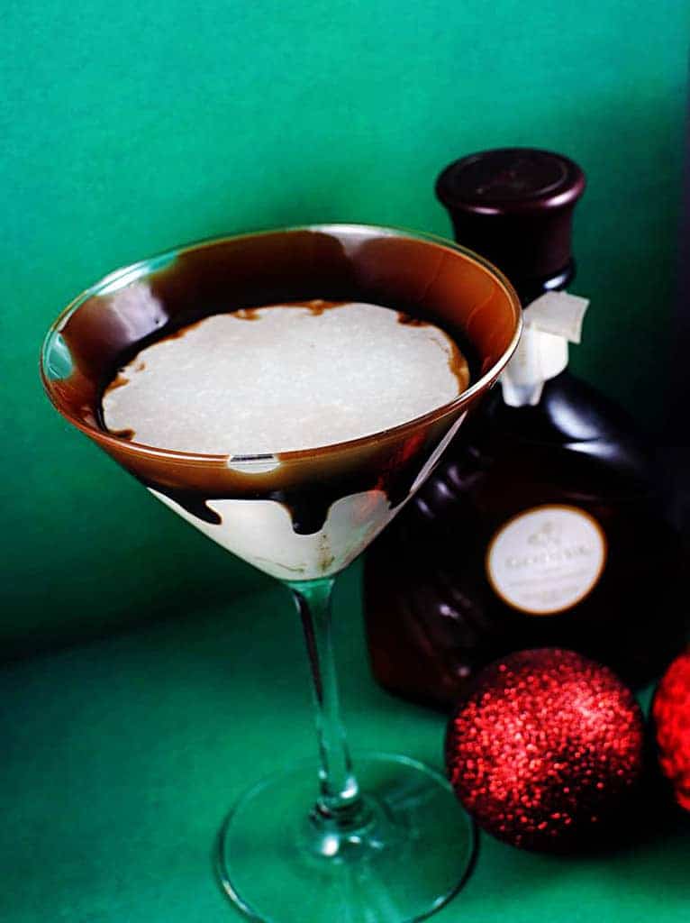 Holiday Martini Recipes: {Godiva Chocolate Martini and Eggnogg Martini}