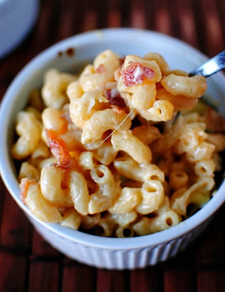 Homemade Macaroni and Cheese \\ PassTheSushi.com