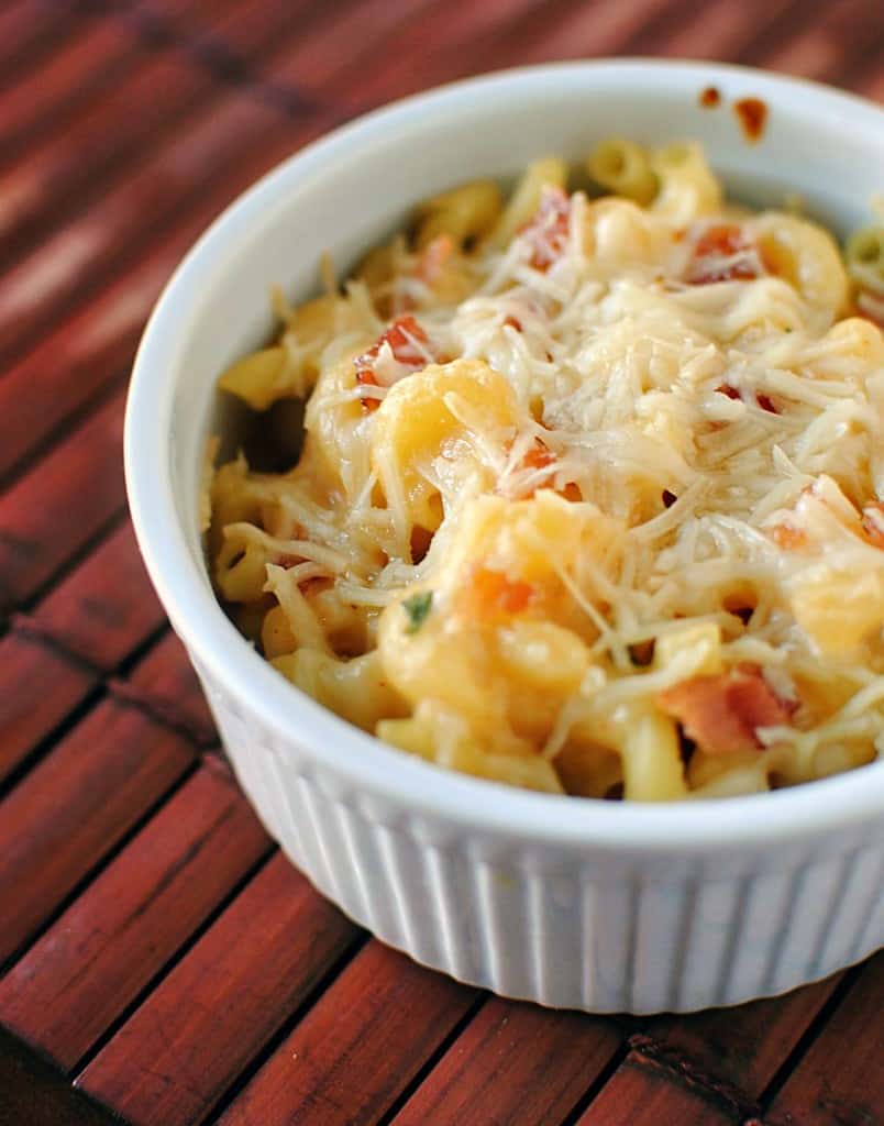 Homemade Macaroni and Cheese \\ PassTheSushi.com