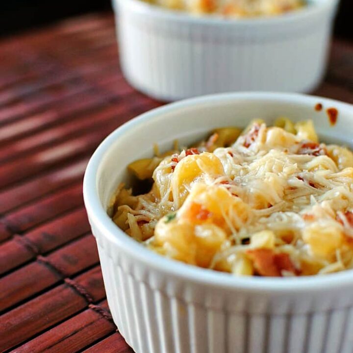 Homemade Macaroni and Cheese \\ PassTheSushi.com