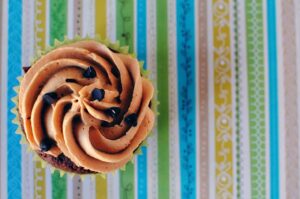 Brownie Cupcakes with Peanut Butter Frosting \\ Recipe is on PassTheSushi.com