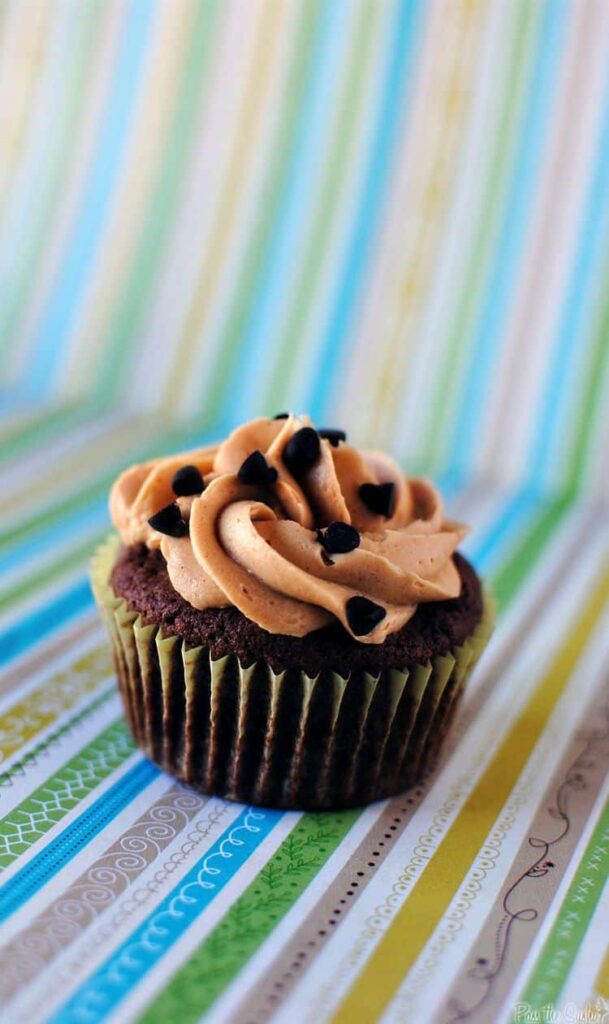 Brownie Cupcakes with Peanut Butter Frosting \\ Recipe is on PassTheSushi.com