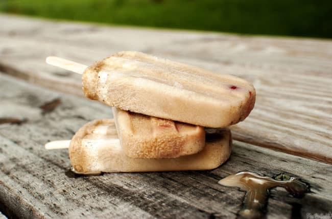 Root beer float popsicles are the summer treat that everyone will want to eat. The taste of a cold, frosty rootbeer float, frozen onto a stick.