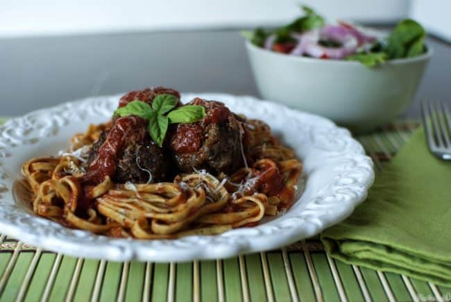 Meatballs and tender pasta, with the flavors of pizza. This easy, comfort food dinner recipe for Meatballs a la Pizzaiola will become a family favorite!  \\ PassTheSushi.com