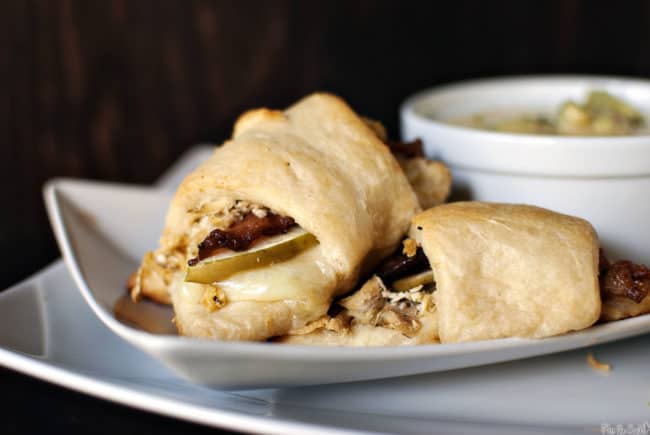 Apple Bacon Chicken Crescent Sandwich roll-ups are the perfect dinner recipe after a crazy busy day, or when you're just too tired to deal with cooking. \\ PassTheSushi.com