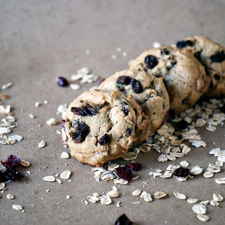 Flu fighter cookies, packed with healthy oats, ginger, lemon, and antioxidants.