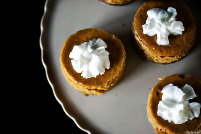 Gingersnap Spiced Mini Pumpkin Pies \\ PassTheSushi.com