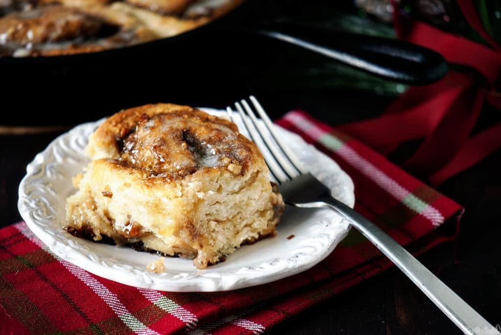 Christmas breakfast becomes more special when you serve a pan of warm maple pecan cinnamon rolls to your family. They're a sweet way to start the day! | PassTheSushi.com