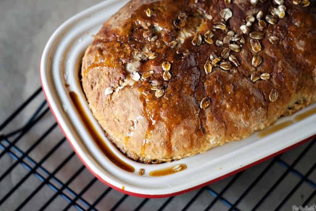 Honey oat bread is hearty sandwich bread, and perfect for toasting. The outer crust is rich and sweet, with a tender crumb inside. \\ PassTheSushi.com