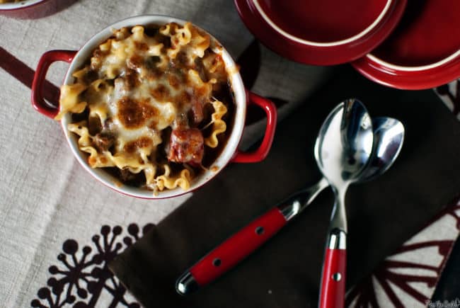 Lasagna soup brings all of the flavor of lasagna to a bowl, but with much less time and effort than it takes to make a full pan of lasagna. | PassTheSushi.com