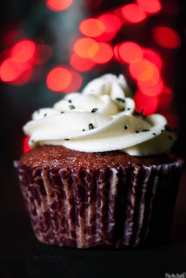 Red velvet cupcakes will be the perfect Valentine's Day dessert for your sweetie. Chocolate buttermilk cupcakes with fluffy cream cheese frosting on top.