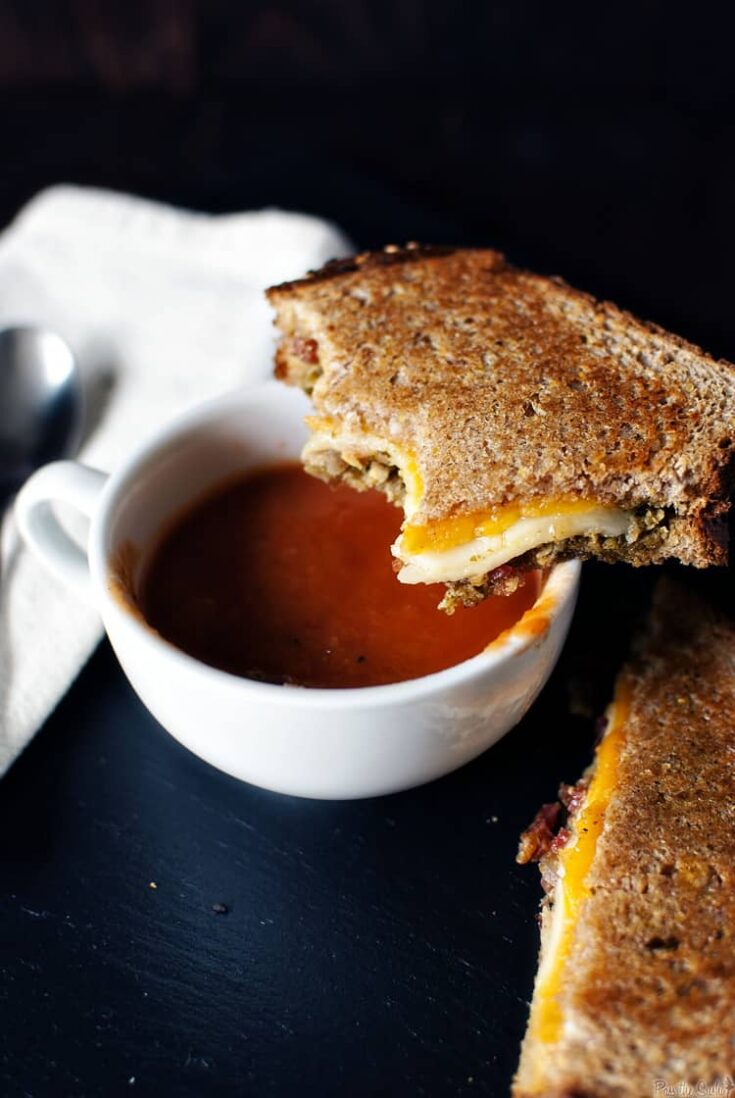 Creamy Slow Cooker Tomato Soup