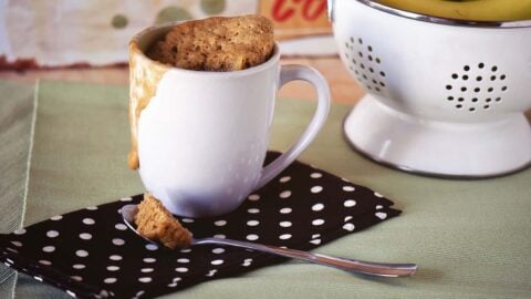 banana bread mug cake is so easy - and only takes 5 minutes to make from start to finish!