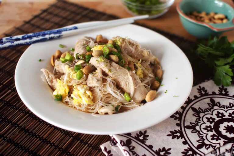 One Skillet Dinner: Chicken Pad Thai