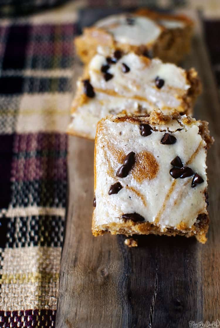 Pumpkin Cream Cheese Swirl Bars