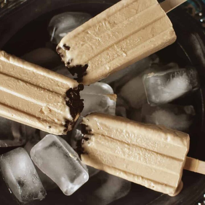 Peanut Butter Banana Pops | Kita Roberts PassTheSushi.com