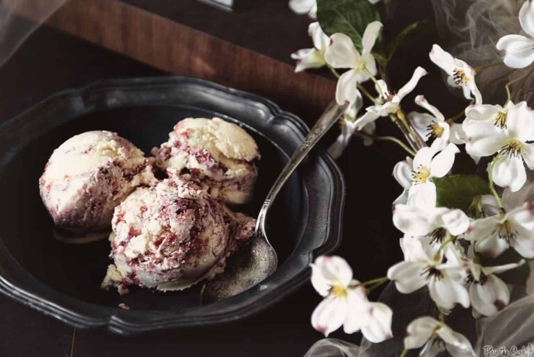 Red Velvet Cake Ice Cream - a super series summer finale