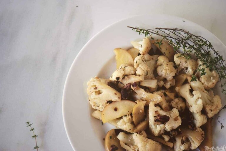 Cauliflower with Apples and Pecans