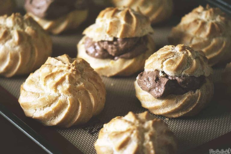 Cream Puffs with Nutella Filling