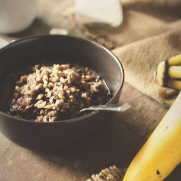 Slow Cooker Banana Oatmeal | Kita Roberts PassTheSushi.com
