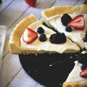 Berry Tart with Lemon Cookie Crust | Kita Roberts PassTheSushi.com