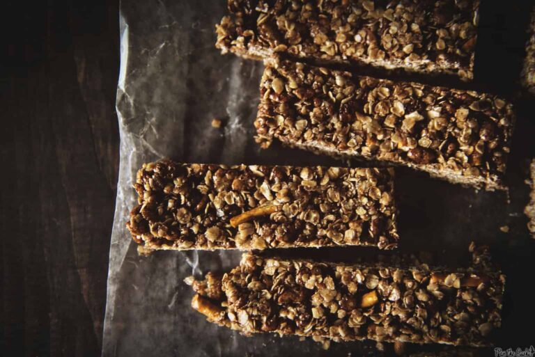 Chocolate Pretzel Granola Bars