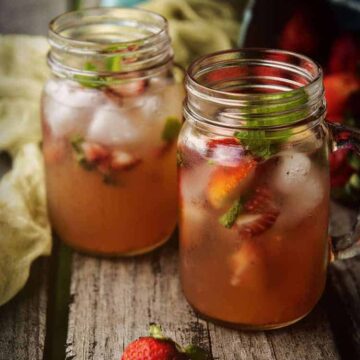 Mint Strawberry Crush Cocktail | Kita Roberts PassTheSushi.com