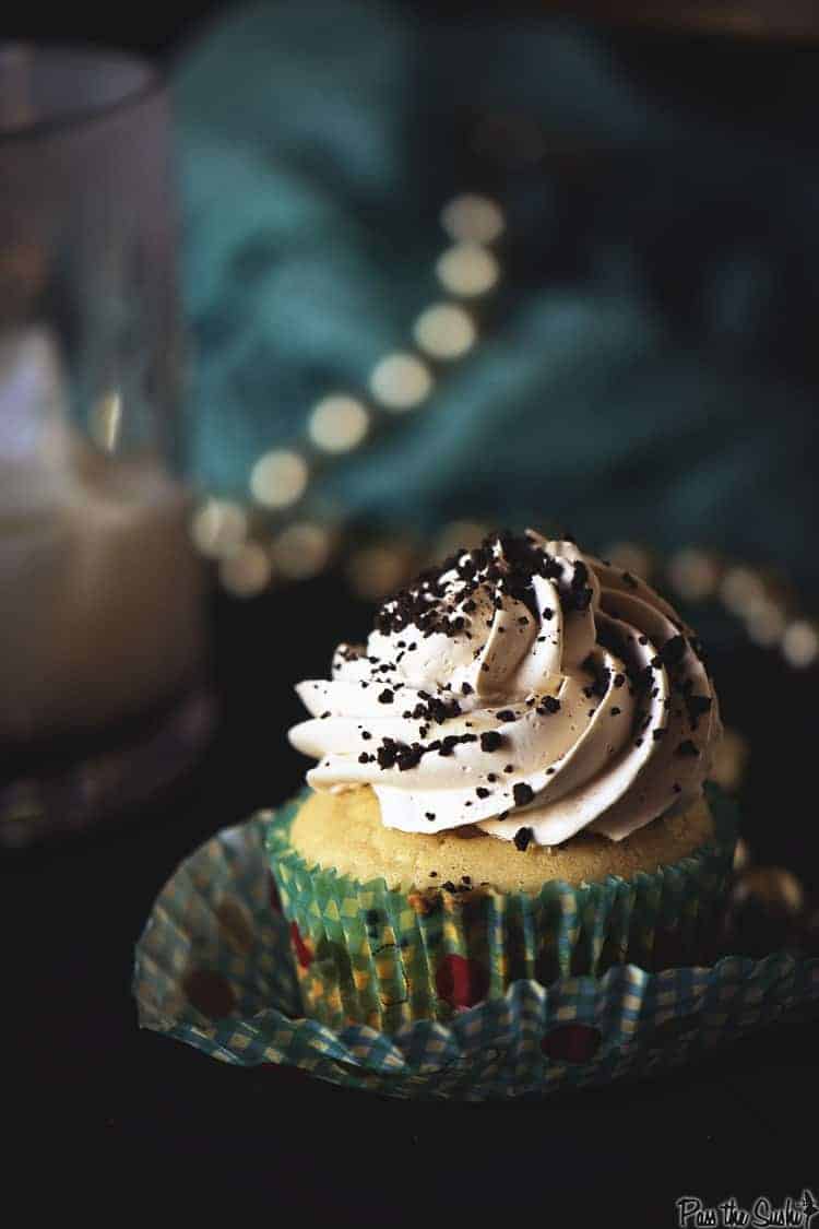 Spiked Mudslide Cupcakes | Kita Roberts PassTheSushi.com