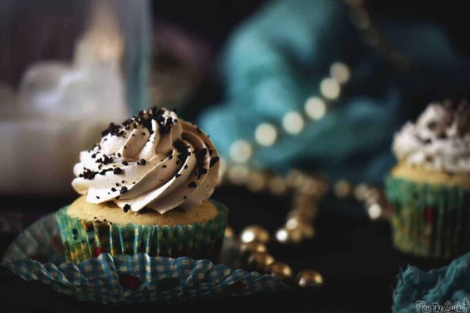 Spiked Mudslide Cupcakes | Kita Roberts PassTheSushi.com