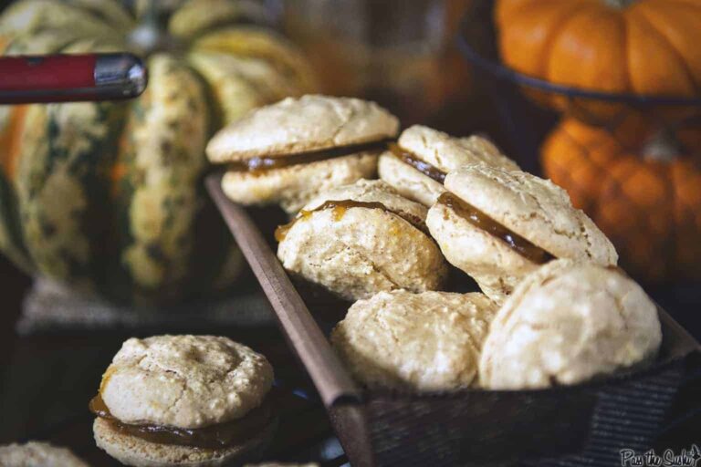 Pumpkin Spice Macaroons