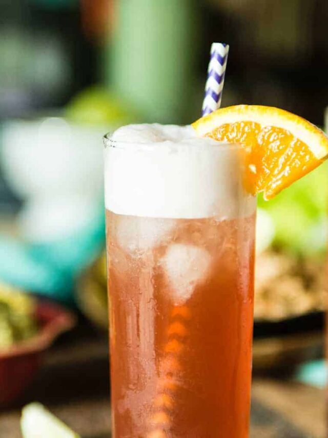 cropped-Vanilla-Sea-Breeze-Cocktail-Kita-Roberts-PassTheSushi-5.jpg