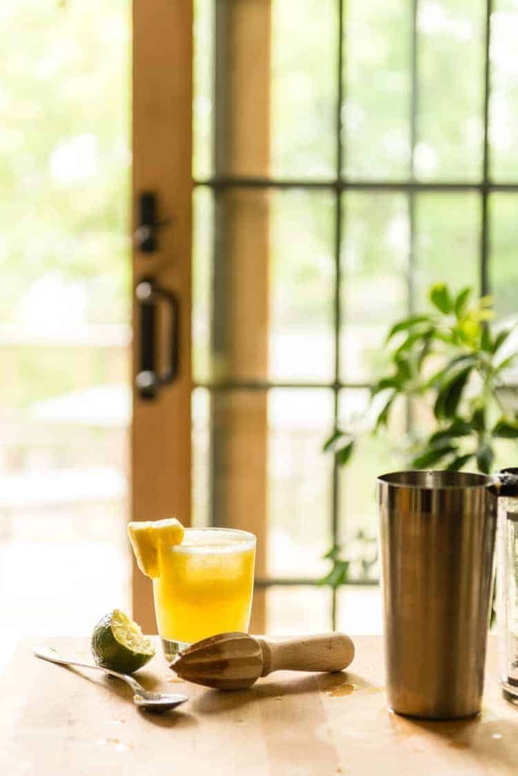 5 Ingredient Pineapple Margarita | Kita Roberts PassTheSushi.com