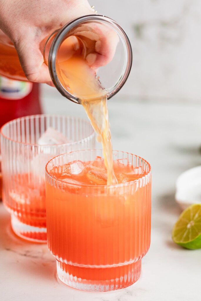 Adding in the grapefruit juice. 